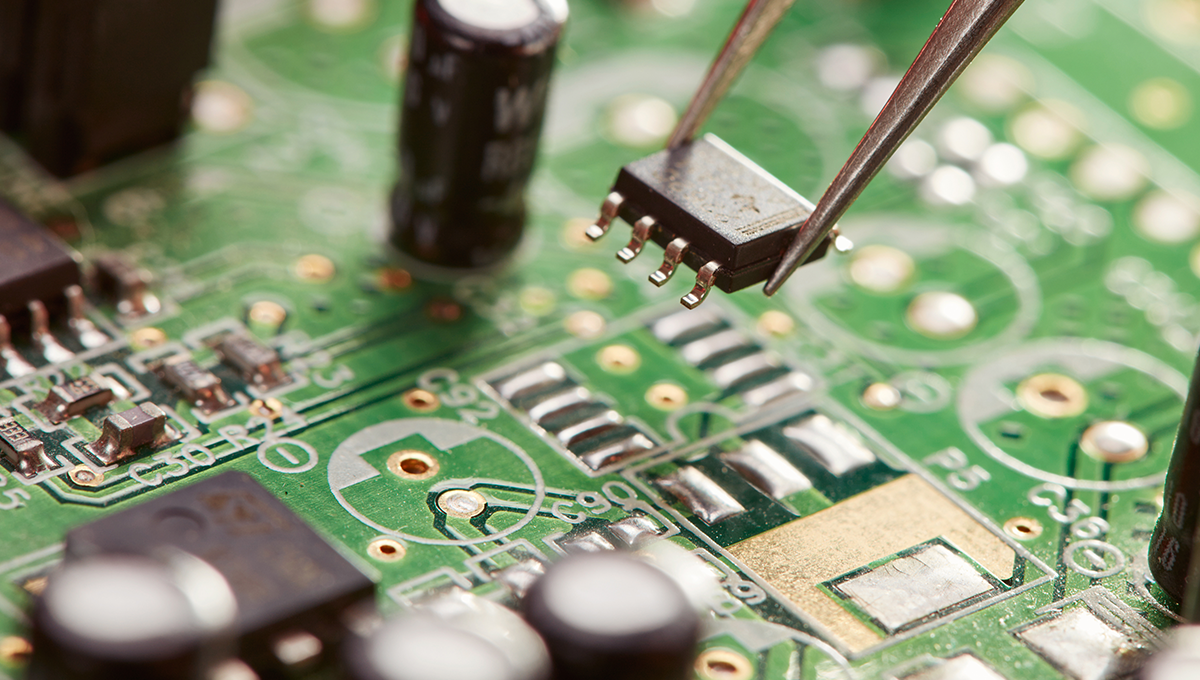 Printed Circuit Board (PCB)